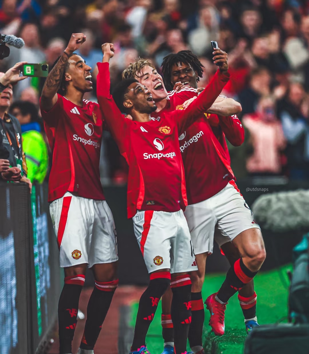 西班牙绝地反击曼联,佩德里一己之力扛起全队 西班牙绝地反击曼联,佩德里一己之力扛起全队