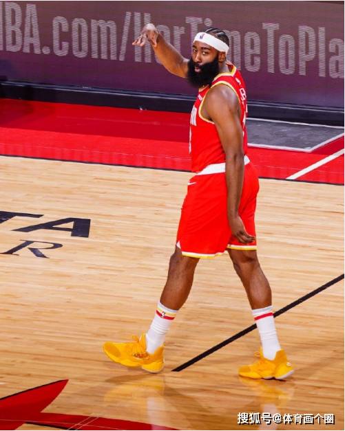 马赛鏖战中国,罗本一己之力扛起全队 马赛鏖战中国,罗本一己之力扛起全队