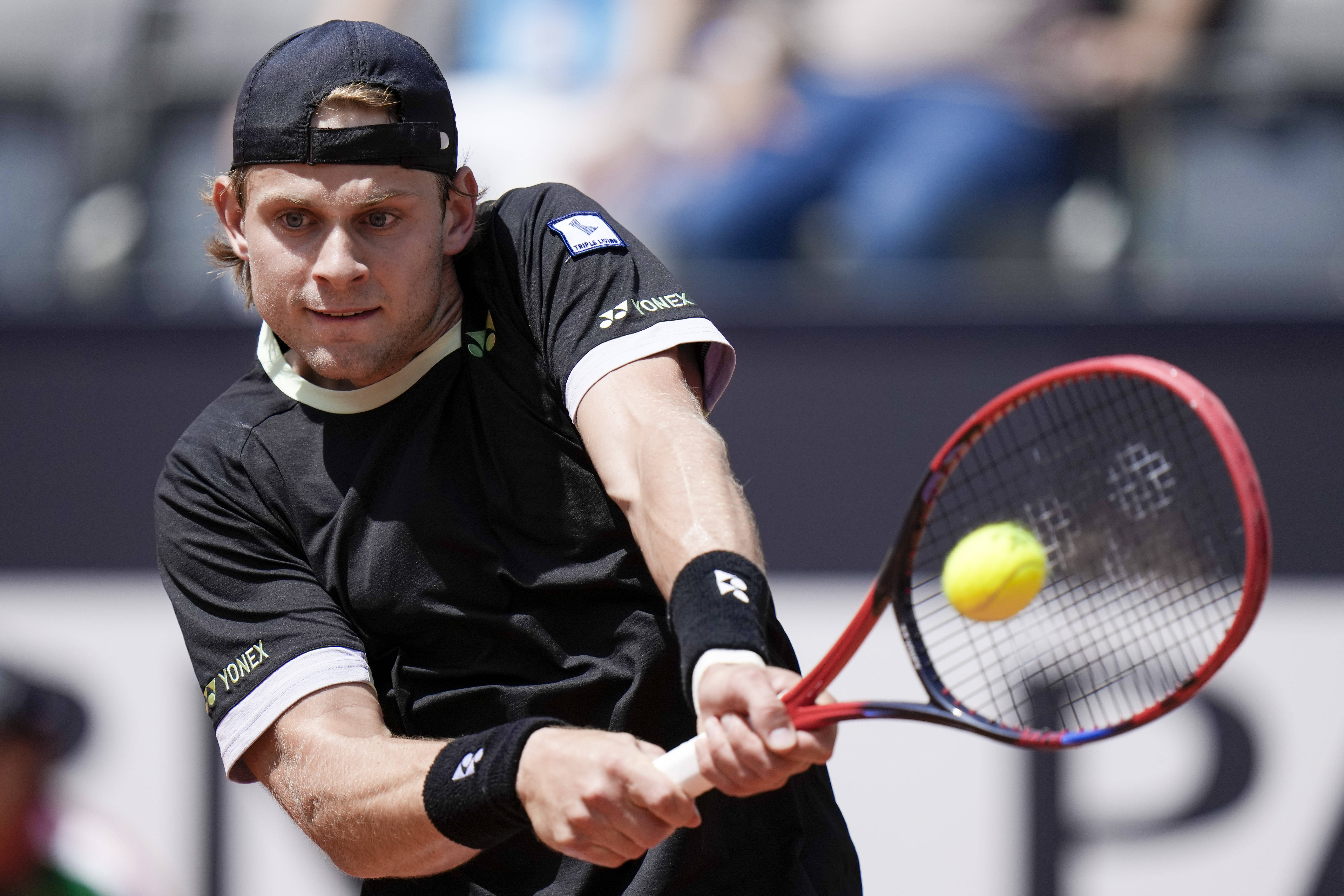 开云体育app-意大利网球队绝地反击德国网球队，纳达尔绝境逆转