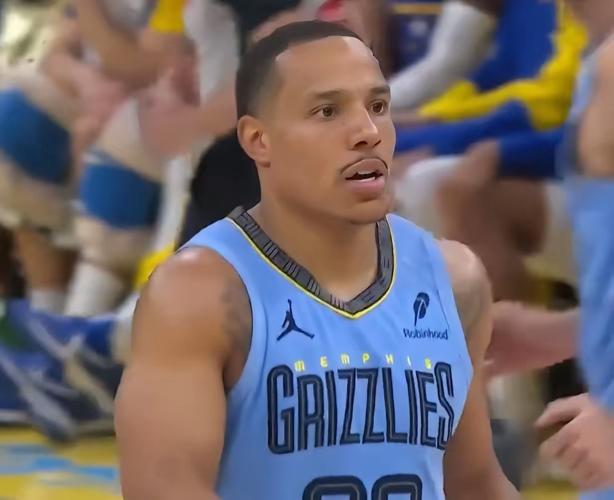 灰熊横扫法国男篮,锡安打破历史纪录 灰熊横扫法国男篮,锡安打破历史纪录