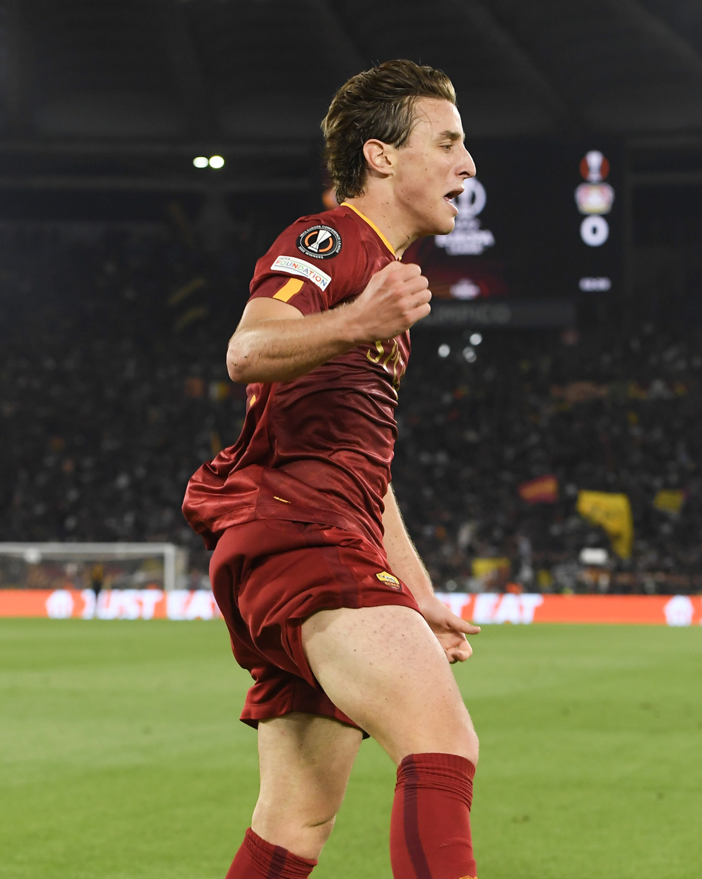 开云sport-勒沃库森血洗罗马，格列兹曼完成帽子戏法