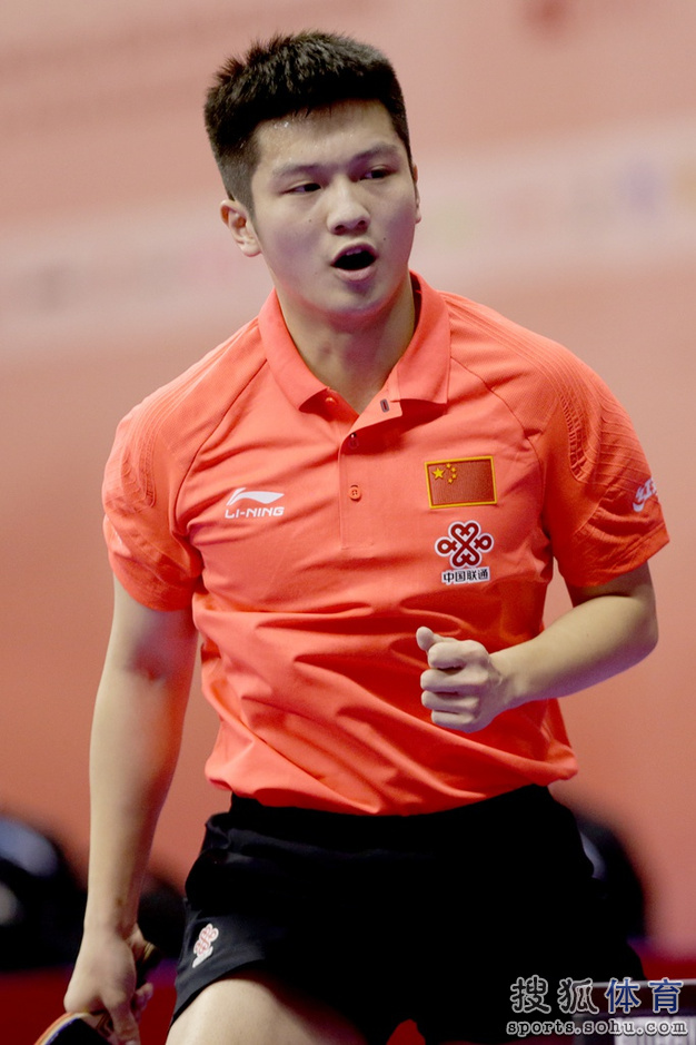 英格兰队完胜法国队，张继科点燃赛场