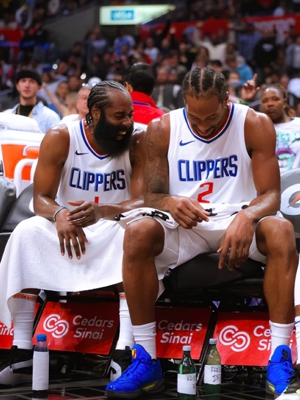 步行者鏖战热火,哈登扛起全队 步行者鏖战热火,哈登扛起全队