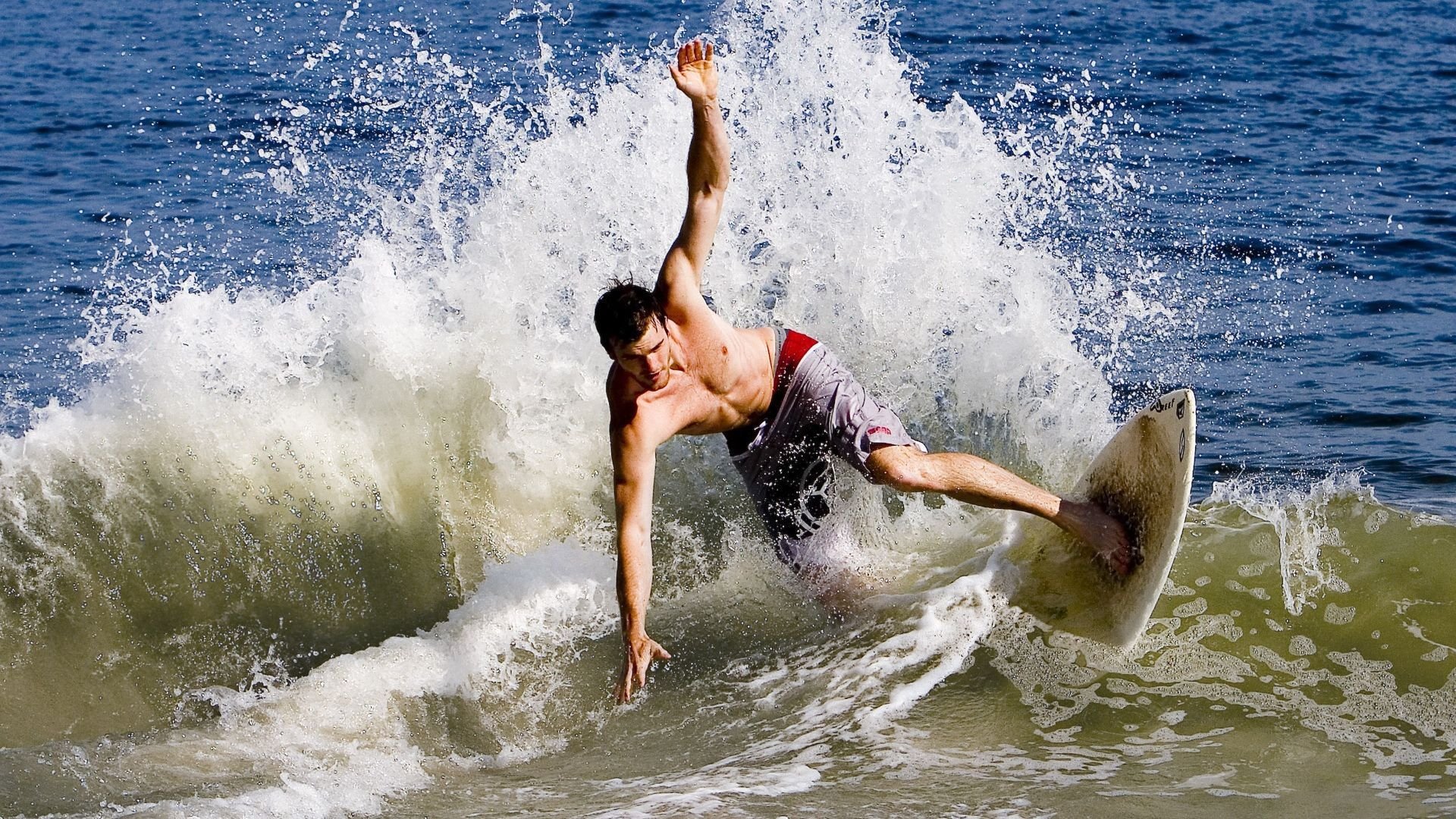 午夜微光,当马克西成为丹佛的临时太阳