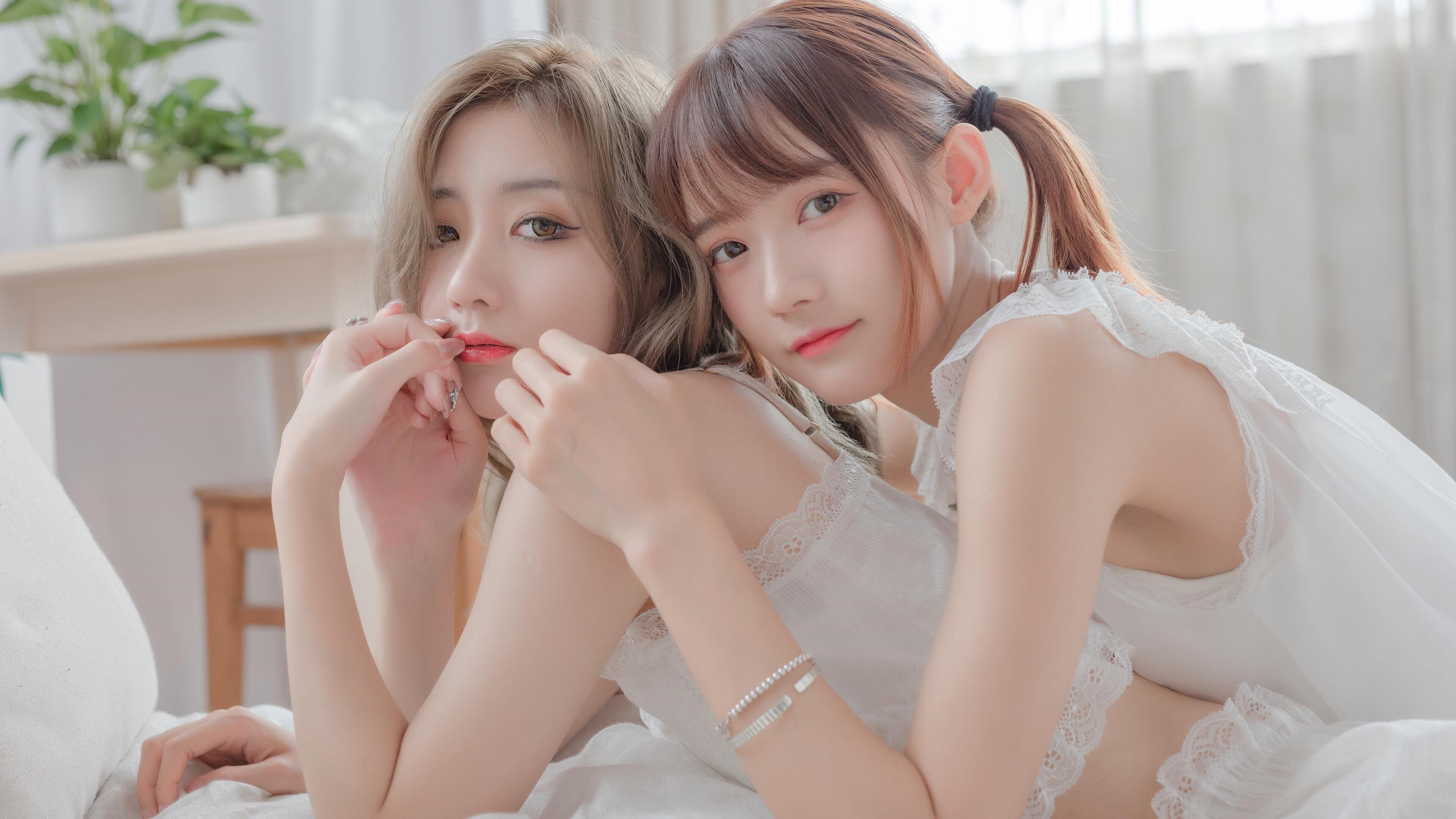 悖论，三笘薰的冠军级演出与日本国家队的寂寥加时