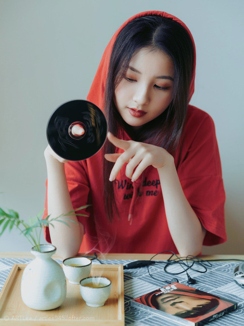 开云体育平台APP-极致的英雄与极致的群像，当本泽马的光照亮日本队的影